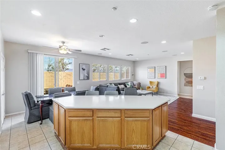 16526 Braeburn Lane, Fontana, California 92337