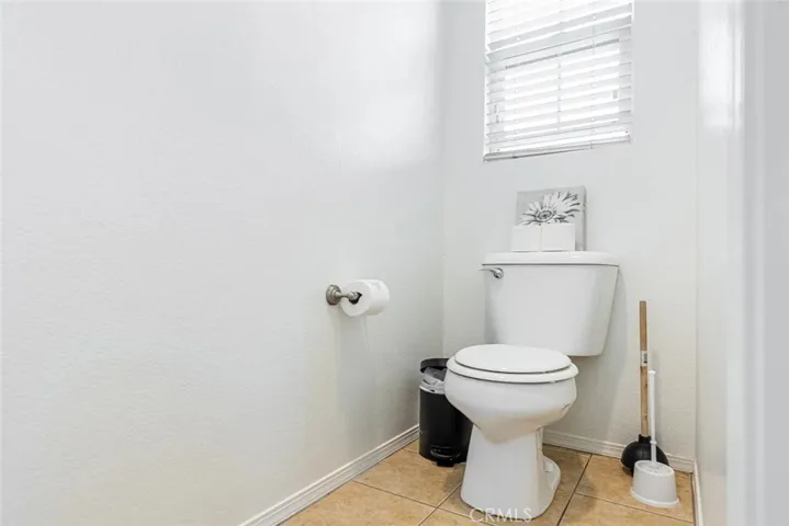16526 Braeburn Lane, Fontana, California 92337
