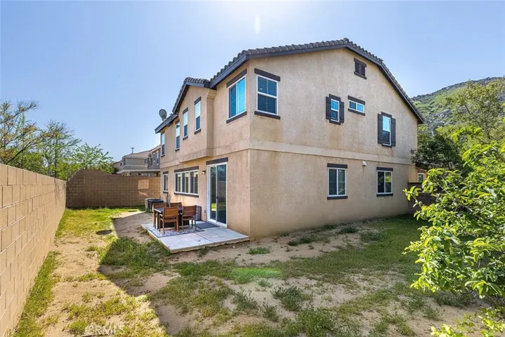 16526 Braeburn Lane, Fontana, California 92337