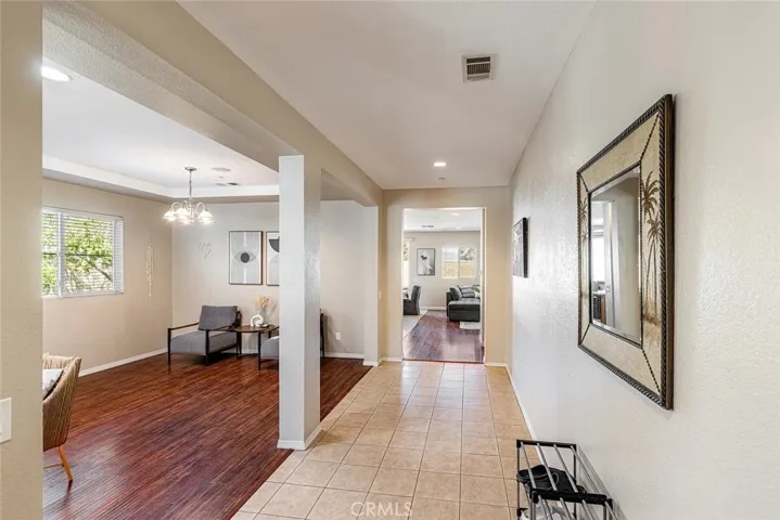16526 Braeburn Lane, Fontana, California 92337