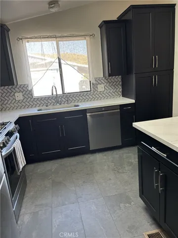 29021 Bouquet Canyon 296, Saugus, California 91390