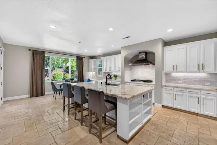 7532 Strath Place, Gilroy, California 95020