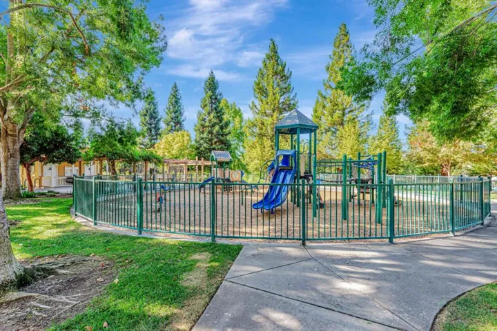 7532 Strath Place, Gilroy, California 95020