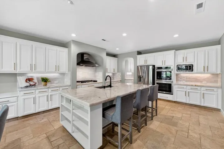 7532 Strath Place, Gilroy, California 95020