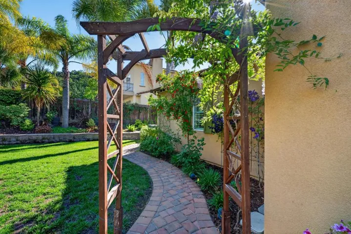 7532 Strath Place, Gilroy, California 95020