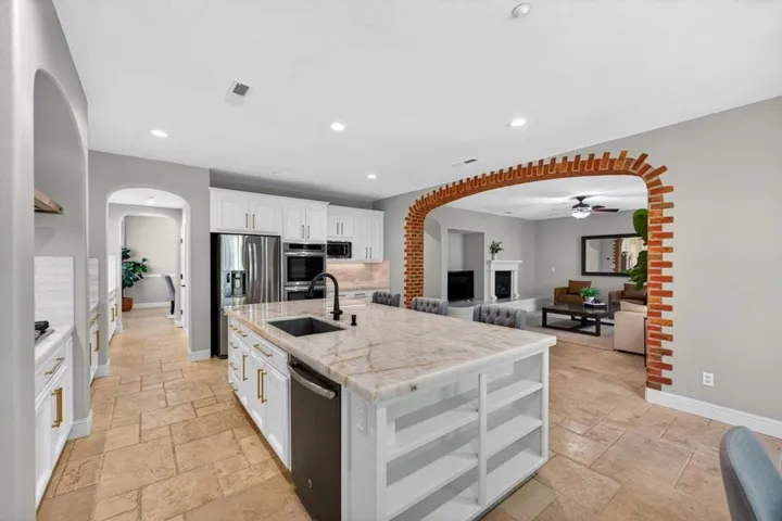 7532 Strath Place, Gilroy, California 95020