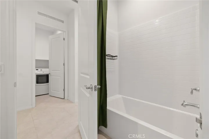 Bathroom @2