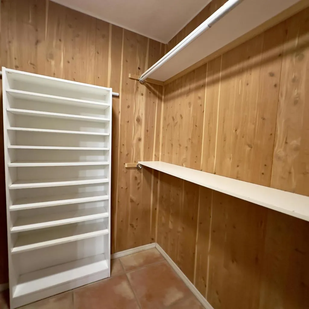 Walk In Closet