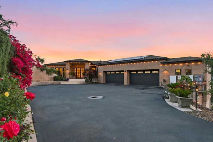 20601 Via Santa Teresa, San Jose, California 95120