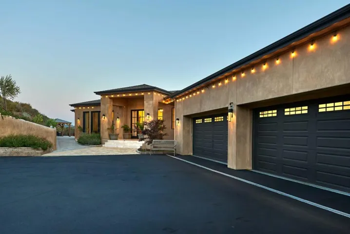 20601 Via Santa Teresa, San Jose, California 95120