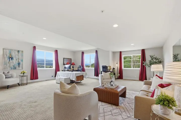 20601 Via Santa Teresa, San Jose, California 95120