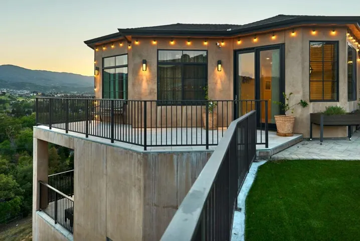 20601 Via Santa Teresa, San Jose, California 95120