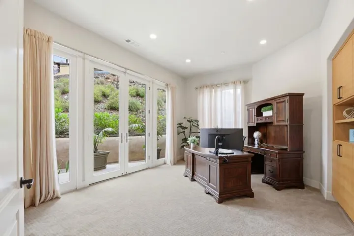 20601 Via Santa Teresa, San Jose, California 95120