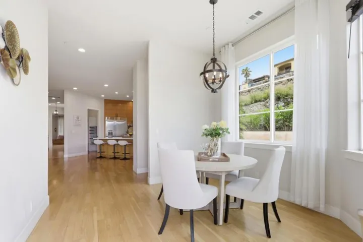 20601 Via Santa Teresa, San Jose, California 95120