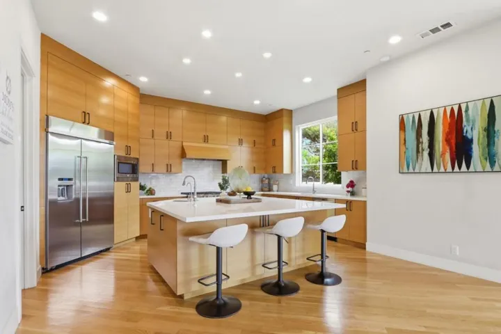 20601 Via Santa Teresa, San Jose, California 95120