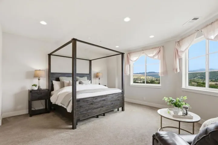 20601 Via Santa Teresa, San Jose, California 95120