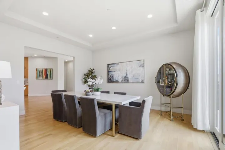 20601 Via Santa Teresa, San Jose, California 95120