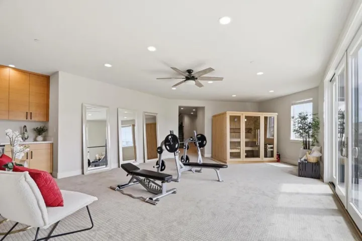 20601 Via Santa Teresa, San Jose, California 95120
