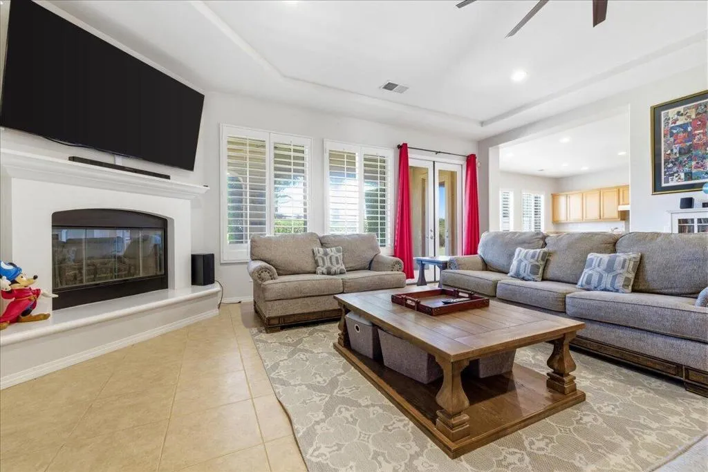 14-Living Room