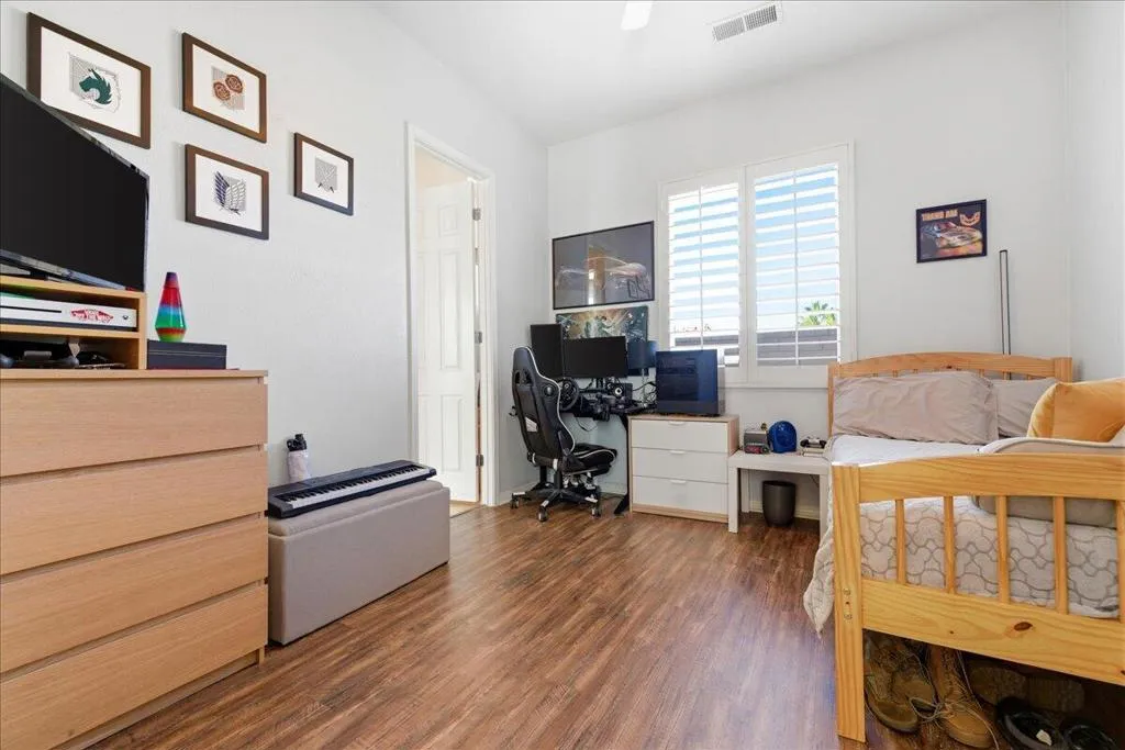 41-Bedroom 3