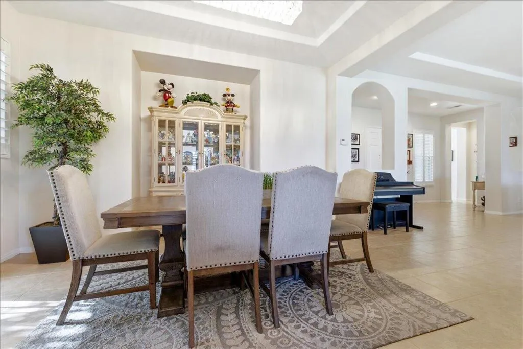 26-Dining Room