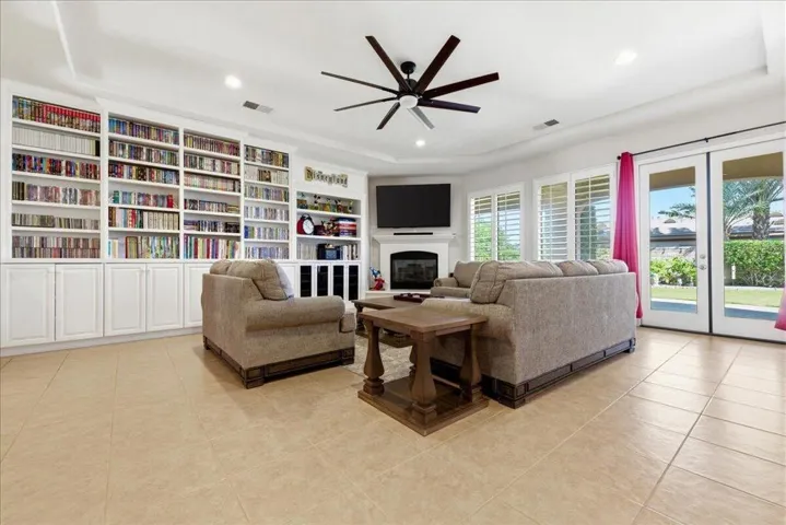 16-Living Room