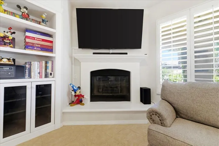 15-Living Room
