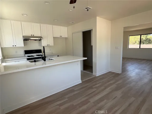 Kitchen and laundry