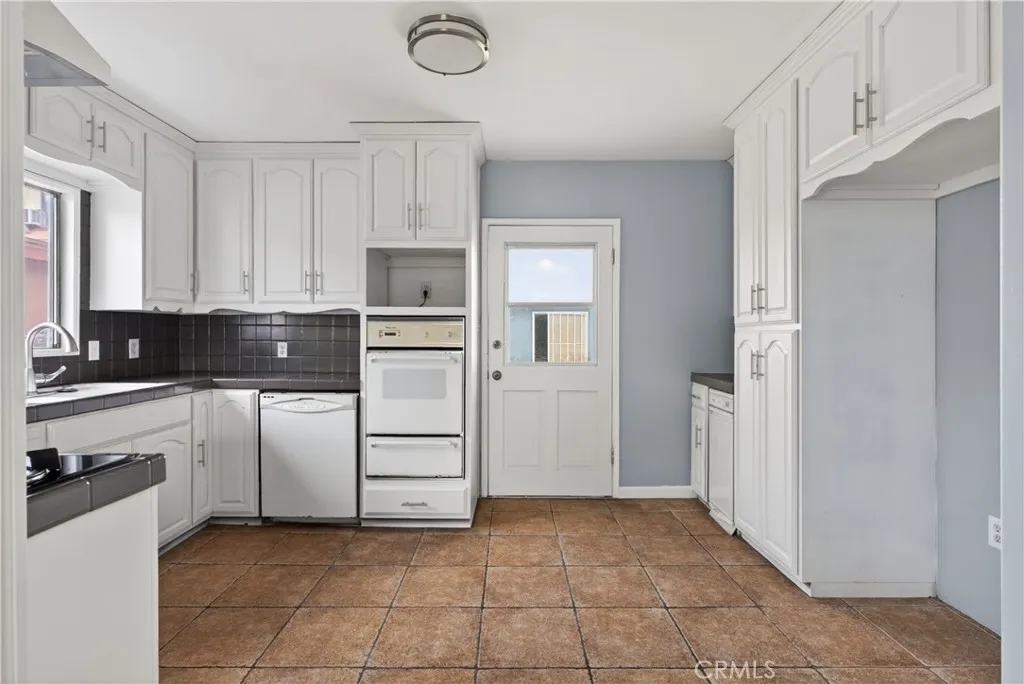 1405 Westminster, Alhambra, California 91803 — photo 5