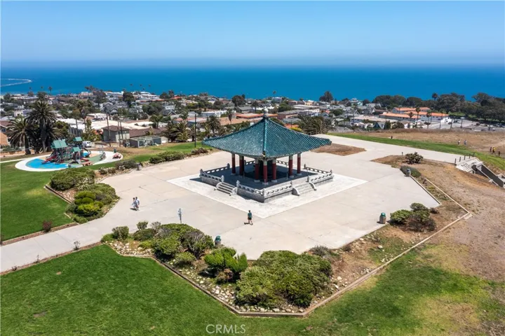 Angels Gate park/Korean friendship bell