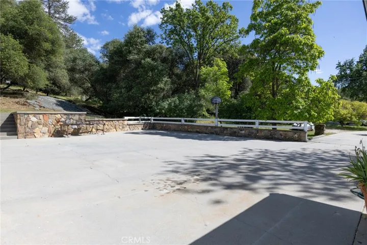 39520 Pierce Lake, Oakhurst, California 93644