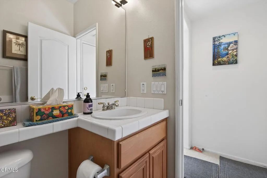 Half bath 641