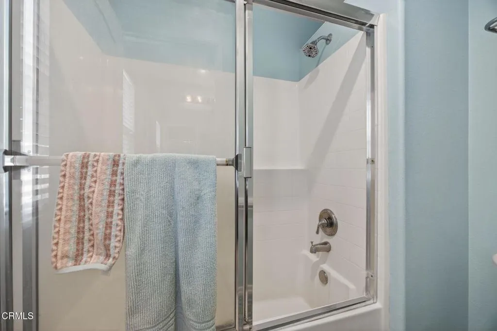 Bath shower 641