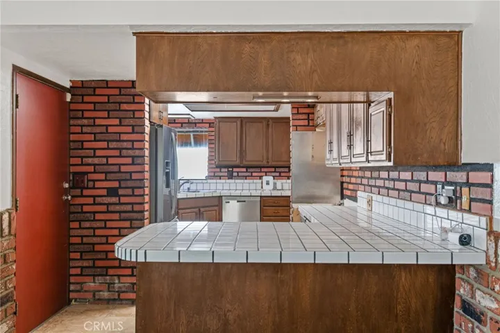 9145 Garfield Street, Riverside, California 92503
