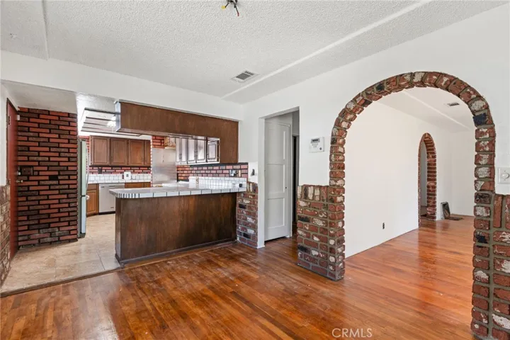 9145 Garfield Street, Riverside, California 92503