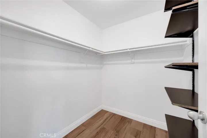 2nd master has a walk-in closet