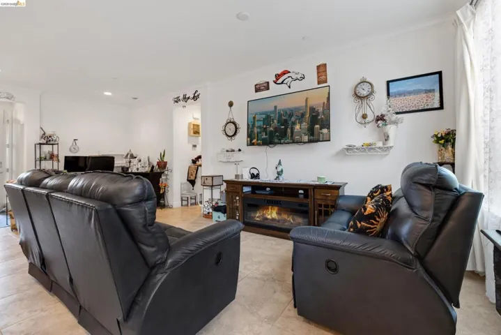 331 Kestrel Way, Rio Vista, California 94571