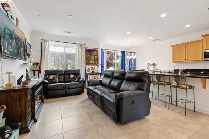 331 Kestrel Way, Rio Vista, California 94571