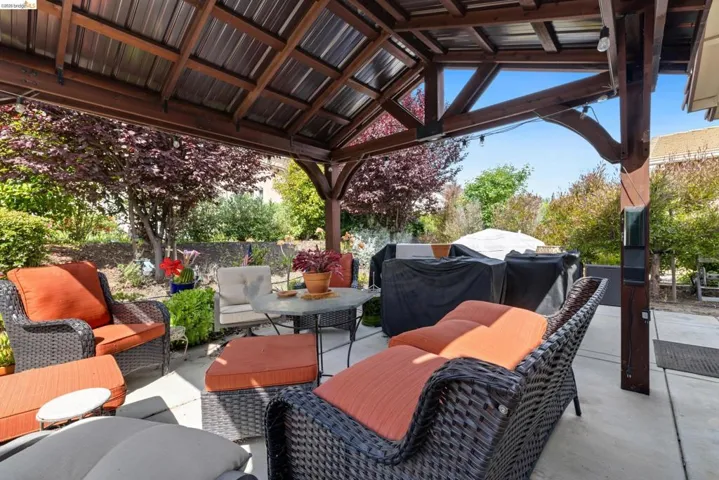 331 Kestrel Way, Rio Vista, California 94571