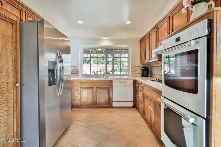 cKitchen and Dining5
