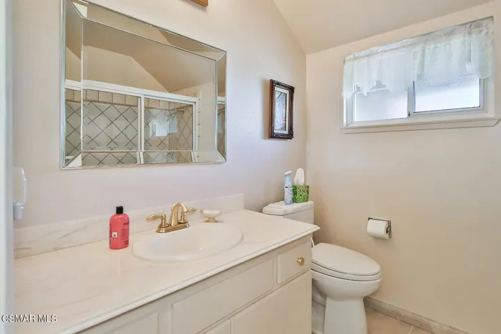 iHall Bath1