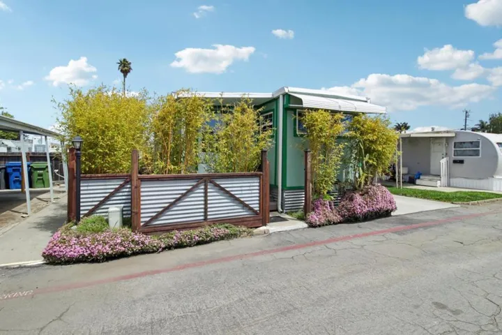 890 38th Avenue, Santa Cruz, California 95062