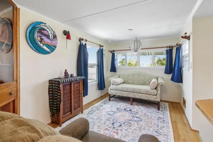 890 38th Avenue, Santa Cruz, California 95062