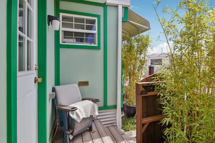890 38th Avenue, Santa Cruz, California 95062