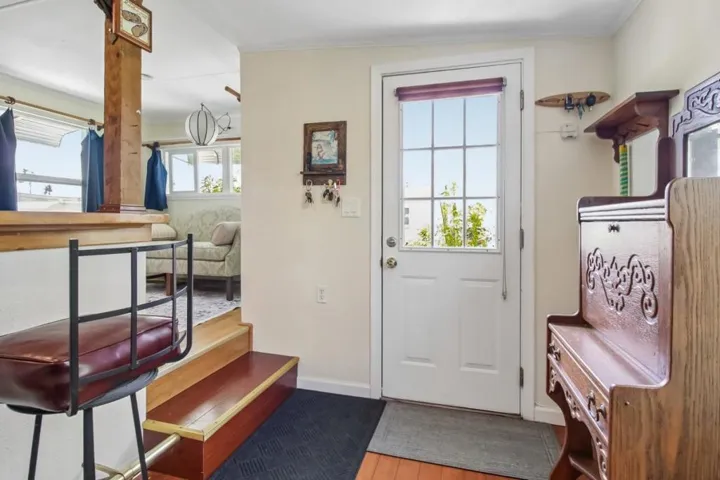 890 38th Avenue, Santa Cruz, California 95062