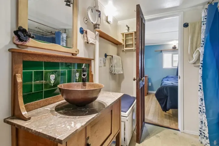 890 38th Avenue, Santa Cruz, California 95062