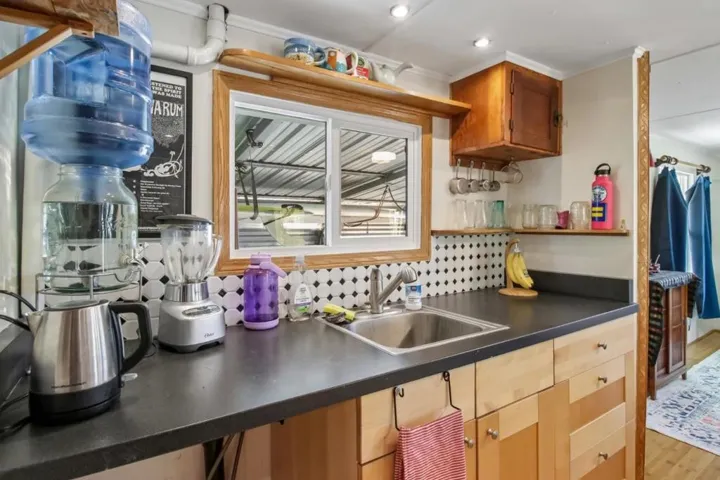 890 38th Avenue, Santa Cruz, California 95062