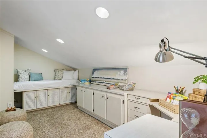 223 Via Osuna, Rancho Santa Fe, California 92091