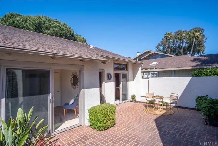 223 Via Osuna, Rancho Santa Fe, California 92091