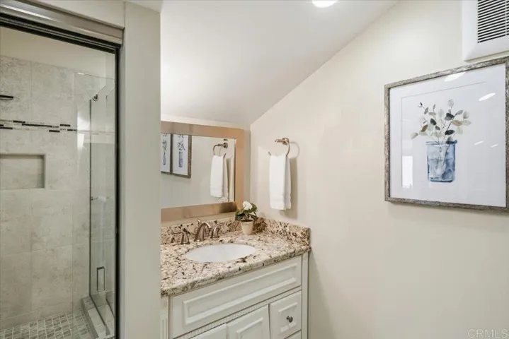 223 Via Osuna, Rancho Santa Fe, California 92091